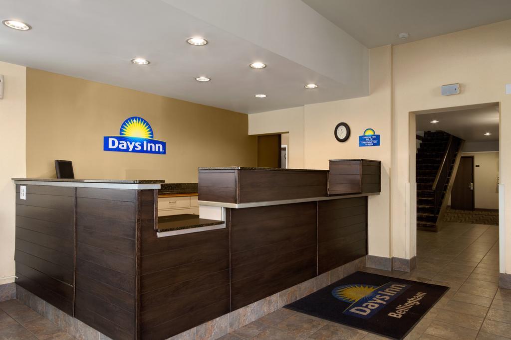 Days Inn By Wyndham Bellingham WA Bagian luar foto